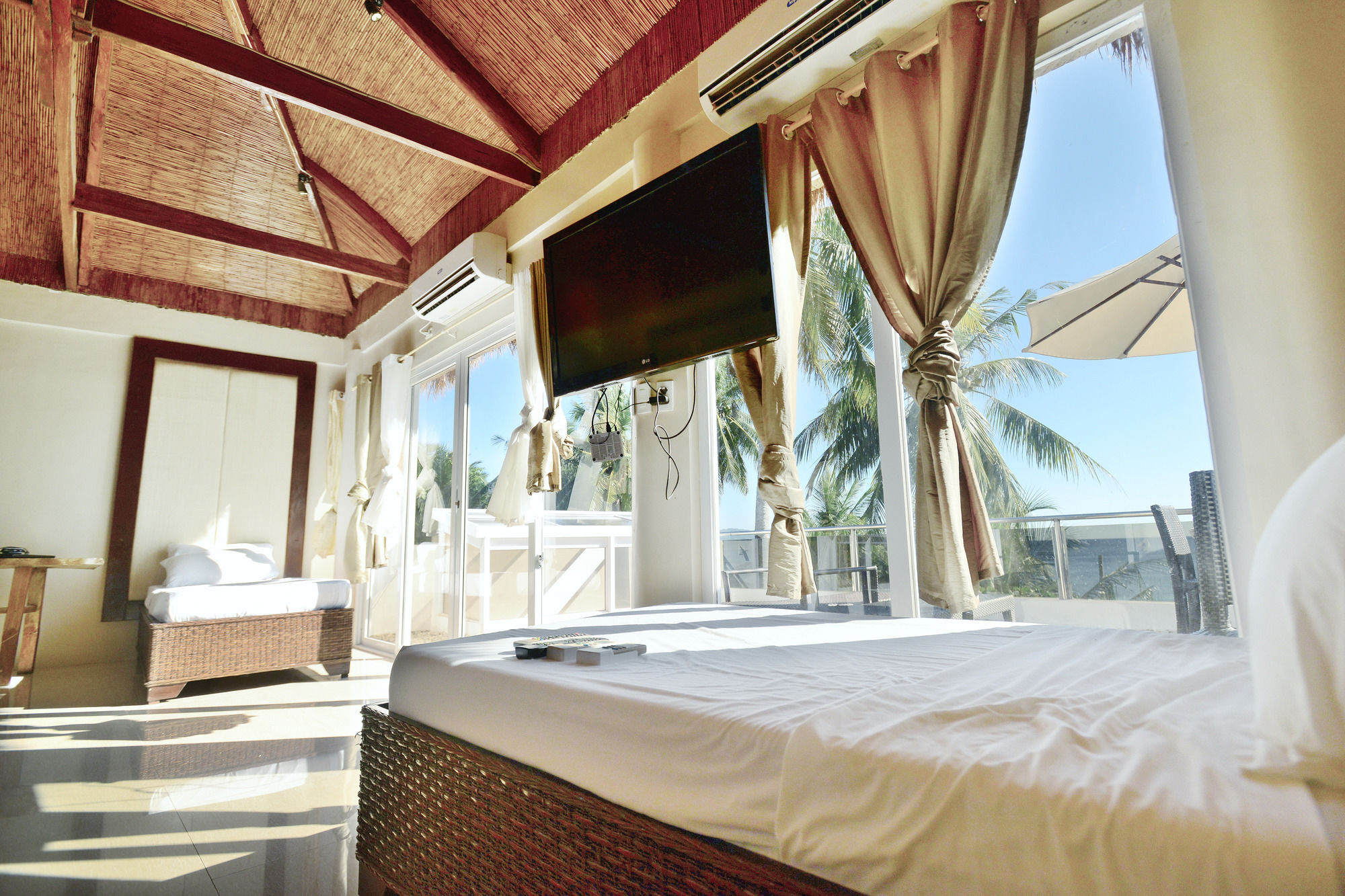 Kaiyana Boracay Beach Resort Manoc-Manoc Bagian luar foto